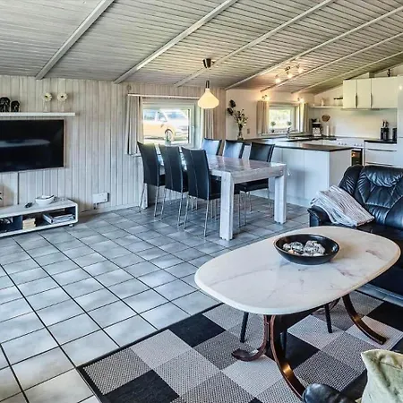 Semesterbostad Ve409-vejers-strand-engesovej-10-a *